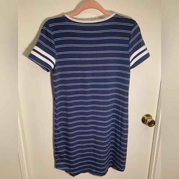 Pink Rose EUC blue/white shirt sleeve tee shirt shift dress Size Small - Picture 3 of 4